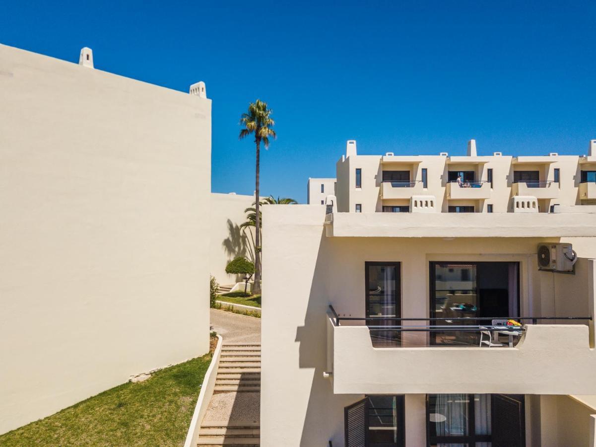 Sea View T1 Apartment - Free Wifi - Swimming Pool Albufeira Exterior photo